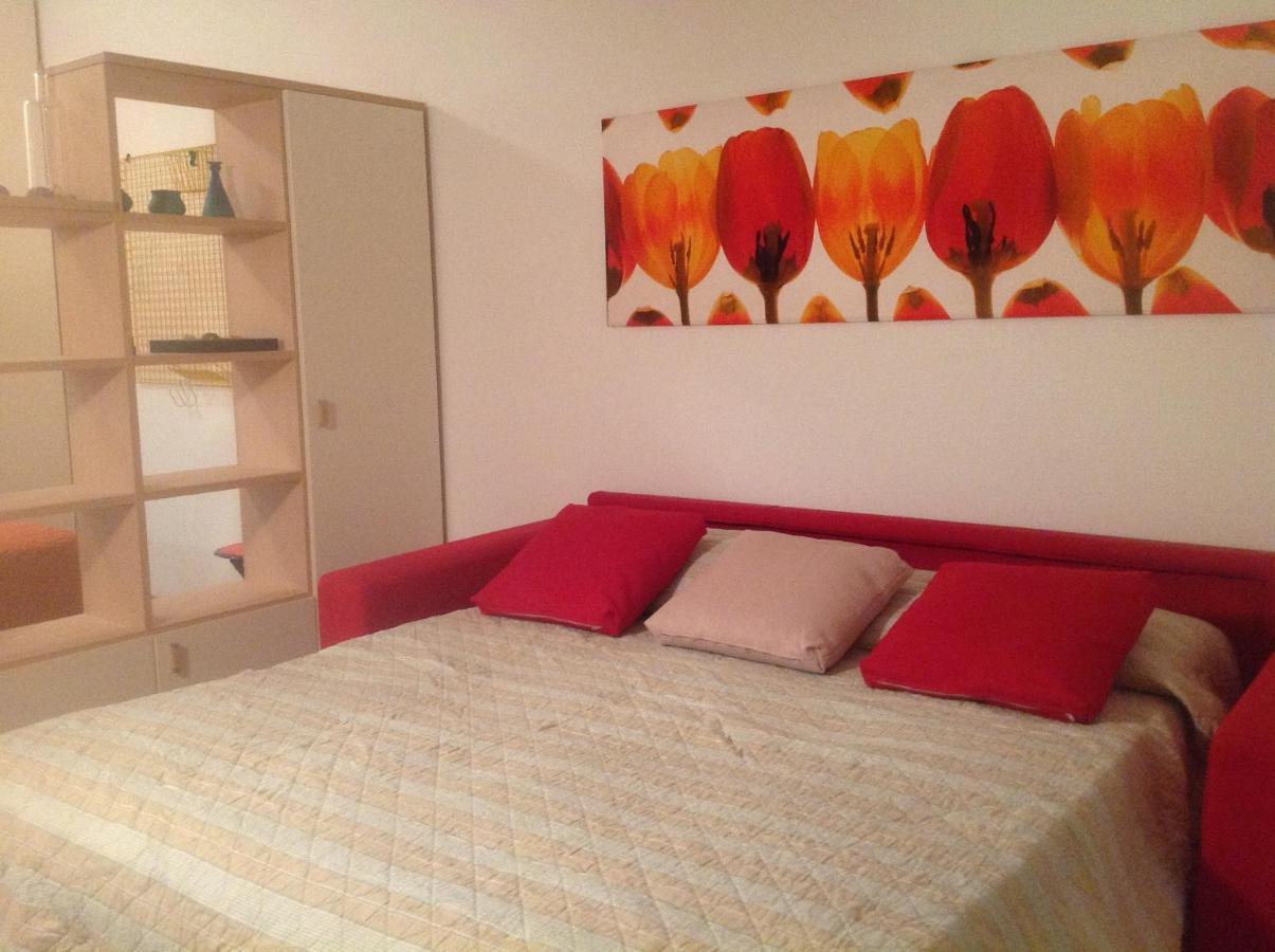 Hotel Apartments Villaggio Dei Fiori 4 Stars Luxury - Great Family Resort - Pet Friendly - With Hypermarket - Delivery Restaurant-Pizzeria - Room Breakfast With Supplement - Ultra Fast Wi-Fi - Play Area For Children - Olympic Swimming Pool - Parking Caorle Extérieur photo